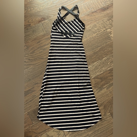 Venus Open Strappy Back Maxi - Picture 4 of 5